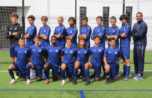 AS MURET U15 is a football team. They are using SportEasy, the best web and mobile app to manage any sports team (football, soccer, rugby, basketball, baseball, hockey, volleyball...). Coaches and managers can organize the games and practices or send group messages to their players. Players have convenient access to their schedule or statistics. SportEasy is free and available online and there’s an app for iPhone and Android.