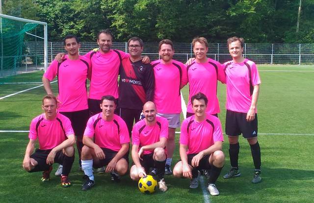 LD2G / Paris M. is a football team. They are using SportEasy, the best web and mobile app to manage any sports team (football, soccer, rugby, basketball, baseball, hockey, volleyball...). Coaches and managers can organize the games and practices or send group messages to their players. Players have convenient access to their schedule or statistics. SportEasy is free and available online and there’s an app for iPhone and Android.