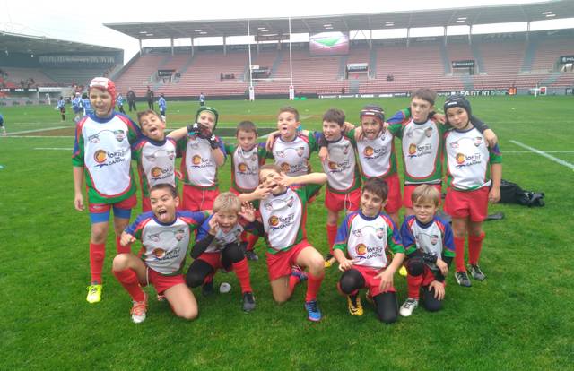 Entente du Confluent M10 is a rugby team. They are using SportEasy, the best web and mobile app to manage any sports team (football, soccer, rugby, basketball, baseball, hockey, volleyball...). Coaches and managers can organize the games and practices or send group messages to their players. Players have convenient access to their schedule or statistics. SportEasy is free and available online and there’s an app for iPhone and Android.