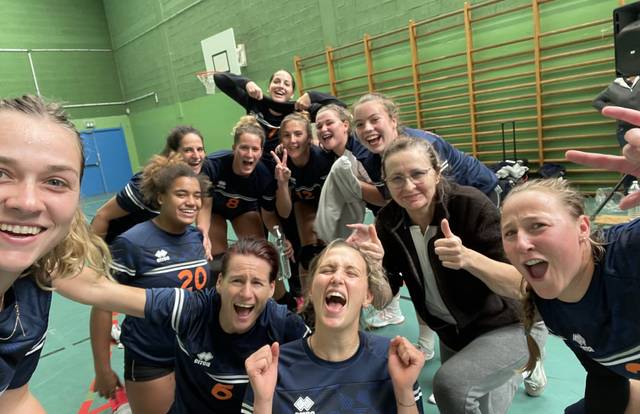 ACBB is a volley team. They are using SportEasy, the best web and mobile app to manage any sports team (football, soccer, rugby, basketball, baseball, hockey, volleyball...). Coaches and managers can organize the games and practices or send group messages to their players. Players have convenient access to their schedule or statistics. SportEasy is free and available online and there’s an app for iPhone and Android.