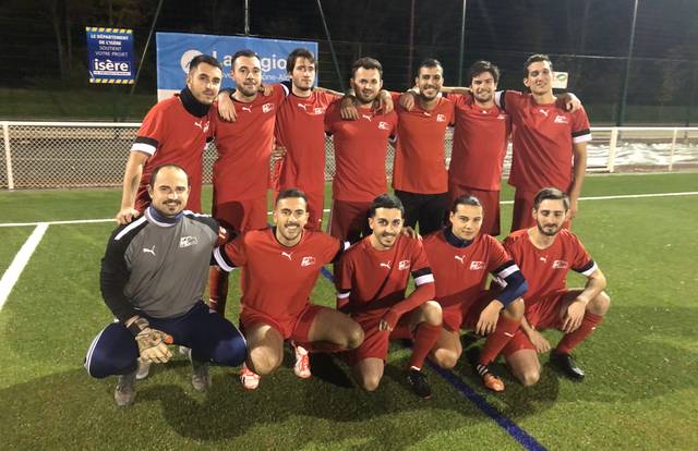 Corpo FCVG is a football team. They are using SportEasy, the best web and mobile app to manage any sports team (football, soccer, rugby, basketball, baseball, hockey, volleyball...). Coaches and managers can organize the games and practices or send group messages to their players. Players have convenient access to their schedule or statistics. SportEasy is free and available online and there’s an app for iPhone and Android.