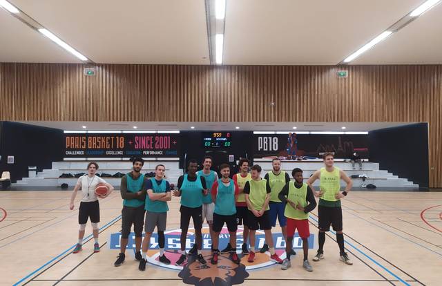 BCB - 1 is a basket team. They are using SportEasy, the best web and mobile app to manage any sports team (football, soccer, rugby, basketball, baseball, hockey, volleyball...). Coaches and managers can organize the games and practices or send group messages to their players. Players have convenient access to their schedule or statistics. SportEasy is free and available online and there’s an app for iPhone and Android.