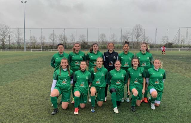 JS VAUDOISE FEMININE is a football team. They are using SportEasy, the best web and mobile app to manage any sports team (football, soccer, rugby, basketball, baseball, hockey, volleyball...). Coaches and managers can organize the games and practices or send group messages to their players. Players have convenient access to their schedule or statistics. SportEasy is free and available online and there’s an app for iPhone and Android.