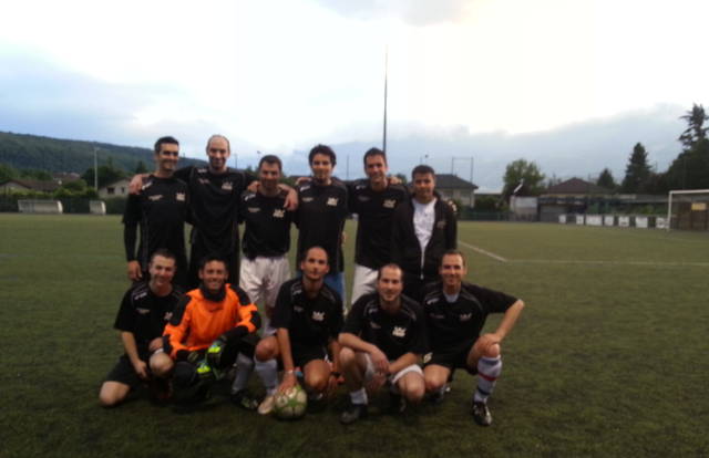 Team Paquito is a football team. They are using SportEasy, the best web and mobile app to manage any sports team (football, soccer, rugby, basketball, baseball, hockey, volleyball...). Coaches and managers can organize the games and practices or send group messages to their players. Players have convenient access to their schedule or statistics. SportEasy is free and available online and there’s an app for iPhone and Android.