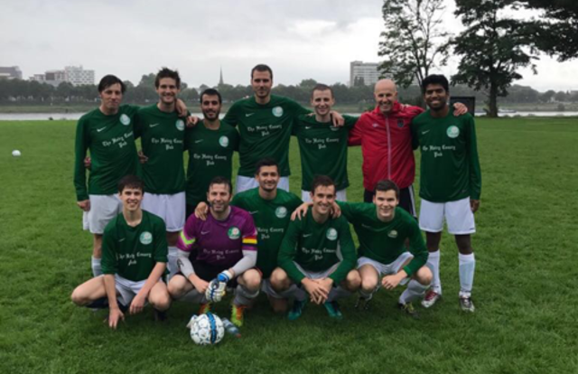 Men I is a football team. They are using SportEasy, the best web and mobile app to manage any sports team (football, soccer, rugby, basketball, baseball, hockey, volleyball...). Coaches and managers can organize the games and practices or send group messages to their players. Players have convenient access to their schedule or statistics. SportEasy is free and available online and there’s an app for iPhone and Android.