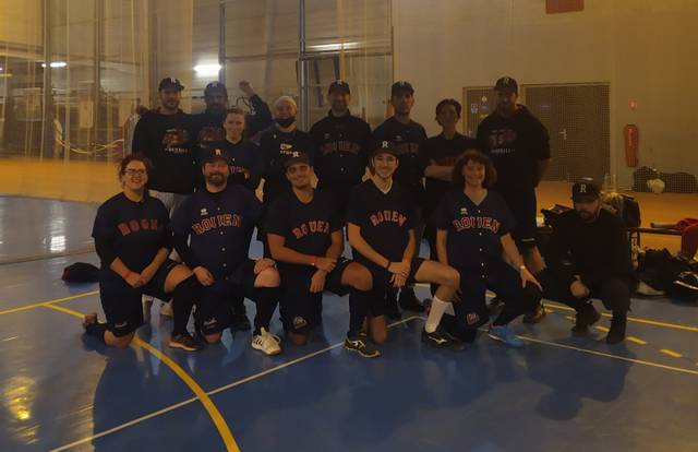 Soft Mixte is a baseball team. They are using SportEasy, the best web and mobile app to manage any sports team (football, soccer, rugby, basketball, baseball, hockey, volleyball...). Coaches and managers can organize the games and practices or send group messages to their players. Players have convenient access to their schedule or statistics. SportEasy is free and available online and there’s an app for iPhone and Android.