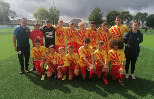U15 is a football team. They are using SportEasy, the best web and mobile app to manage any sports team (football, soccer, rugby, basketball, baseball, hockey, volleyball...). Coaches and managers can organize the games and practices or send group messages to their players. Players have convenient access to their schedule or statistics. SportEasy is free and available online and there’s an app for iPhone and Android.
