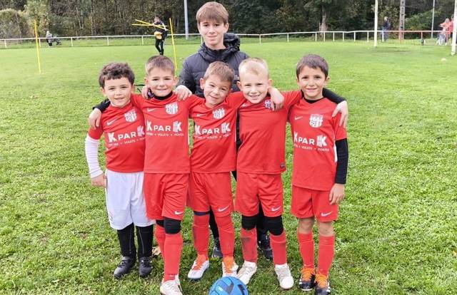 FC Vallée Hien U7 is a football team. They are using SportEasy, the best web and mobile app to manage any sports team (football, soccer, rugby, basketball, baseball, hockey, volleyball...). Coaches and managers can organize the games and practices or send group messages to their players. Players have convenient access to their schedule or statistics. SportEasy is free and available online and there’s an app for iPhone and Android.