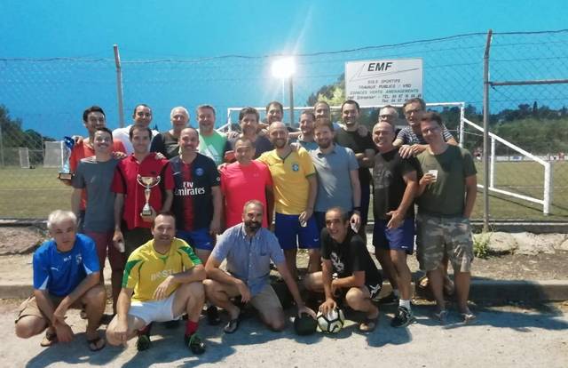 ESCM LOISIRS is a football team. They are using SportEasy, the best web and mobile app to manage any sports team (football, soccer, rugby, basketball, baseball, hockey, volleyball...). Coaches and managers can organize the games and practices or send group messages to their players. Players have convenient access to their schedule or statistics. SportEasy is free and available online and there’s an app for iPhone and Android.