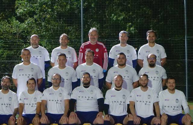 Vétérans is a football team. They are using SportEasy, the best web and mobile app to manage any sports team (football, soccer, rugby, basketball, baseball, hockey, volleyball...). Coaches and managers can organize the games and practices or send group messages to their players. Players have convenient access to their schedule or statistics. SportEasy is free and available online and there’s an app for iPhone and Android.