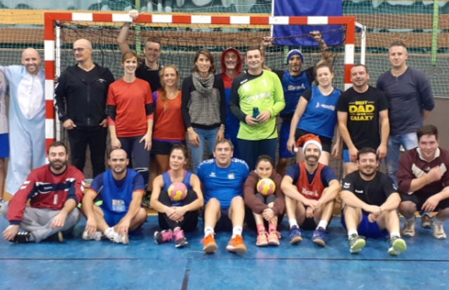 Hand Loisirs Blaye is a handball team. They are using SportEasy, the best web and mobile app to manage any sports team (football, soccer, rugby, basketball, baseball, hockey, volleyball...). Coaches and managers can organize the games and practices or send group messages to their players. Players have convenient access to their schedule or statistics. SportEasy is free and available online and there’s an app for iPhone and Android.