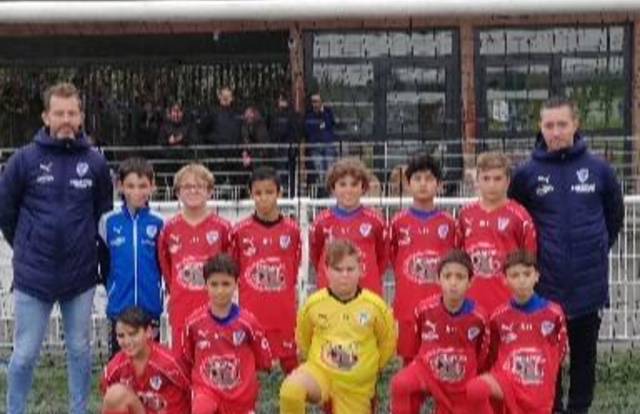 FC Oberhausbergen U11 is a football team. They are using SportEasy, the best web and mobile app to manage any sports team (football, soccer, rugby, basketball, baseball, hockey, volleyball...). Coaches and managers can organize the games and practices or send group messages to their players. Players have convenient access to their schedule or statistics. SportEasy is free and available online and there’s an app for iPhone and Android.
