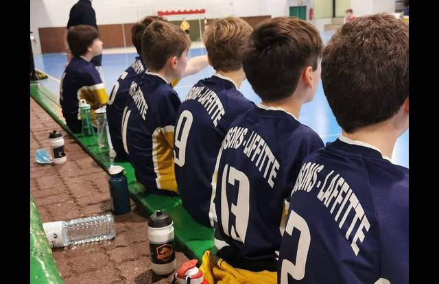 Maisons-Laffitte U13 is a handball team. They are using SportEasy, the best web and mobile app to manage any sports team (football, soccer, rugby, basketball, baseball, hockey, volleyball...). Coaches and managers can organize the games and practices or send group messages to their players. Players have convenient access to their schedule or statistics. SportEasy is free and available online and there’s an app for iPhone and Android.