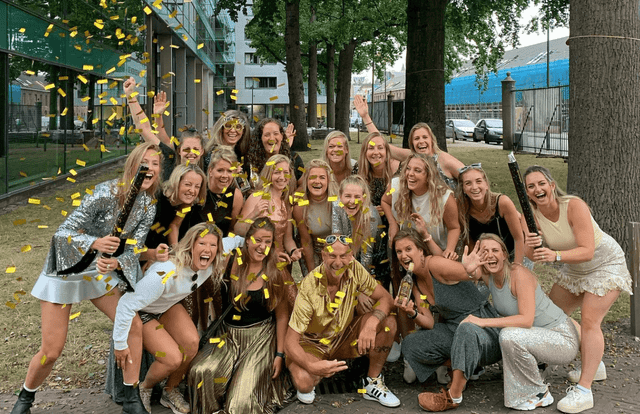 NHC Oud Dames 1 is a field_hockey team. They are using SportEasy, the best web and mobile app to manage any sports team (football, soccer, rugby, basketball, baseball, hockey, volleyball...). Coaches and managers can organize the games and practices or send group messages to their players. Players have convenient access to their schedule or statistics. SportEasy is free and available online and there’s an app for iPhone and Android.