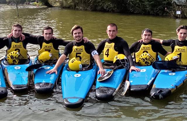 CK2H N3 is a kayak_polo team. They are using SportEasy, the best web and mobile app to manage any sports team (football, soccer, rugby, basketball, baseball, hockey, volleyball...). Coaches and managers can organize the games and practices or send group messages to their players. Players have convenient access to their schedule or statistics. SportEasy is free and available online and there’s an app for iPhone and Android.