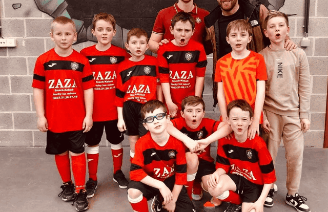 U11 is a futsal team. They are using SportEasy, the best web and mobile app to manage any sports team (football, soccer, rugby, basketball, baseball, hockey, volleyball...). Coaches and managers can organize the games and practices or send group messages to their players. Players have convenient access to their schedule or statistics. SportEasy is free and available online and there’s an app for iPhone and Android.