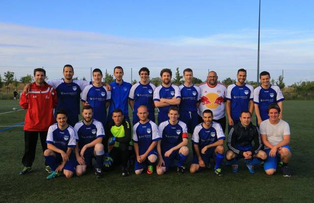 ASCDC Loisir is a football team. They are using SportEasy, the best web and mobile app to manage any sports team (football, soccer, rugby, basketball, baseball, hockey, volleyball...). Coaches and managers can organize the games and practices or send group messages to their players. Players have convenient access to their schedule or statistics. SportEasy is free and available online and there’s an app for iPhone and Android.