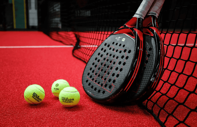 EPC Padel is a tennis team. They are using SportEasy, the best web and mobile app to manage any sports team (football, soccer, rugby, basketball, baseball, hockey, volleyball...). Coaches and managers can organize the games and practices or send group messages to their players. Players have convenient access to their schedule or statistics. SportEasy is free and available online and there’s an app for iPhone and Android.
