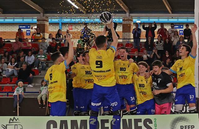 C.P RIVAS is a roller_hockey team. They are using SportEasy, the best web and mobile app to manage any sports team (football, soccer, rugby, basketball, baseball, hockey, volleyball...). Coaches and managers can organize the games and practices or send group messages to their players. Players have convenient access to their schedule or statistics. SportEasy is free and available online and there’s an app for iPhone and Android.