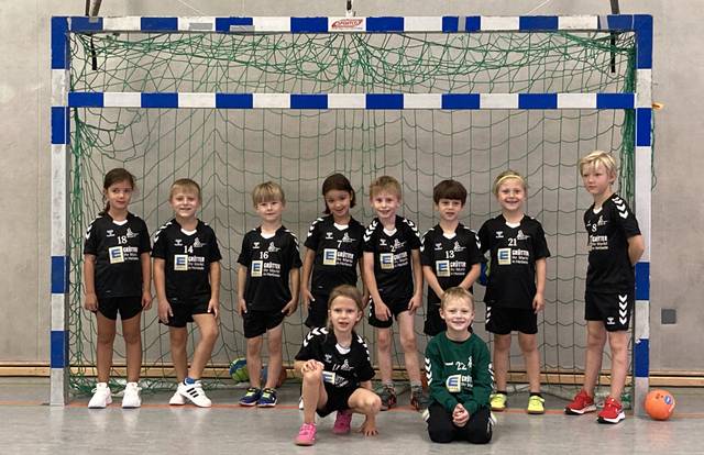 HSV Herbede - F-Jugend is a handball team. They are using SportEasy, the best web and mobile app to manage any sports team (football, soccer, rugby, basketball, baseball, hockey, volleyball...). Coaches and managers can organize the games and practices or send group messages to their players. Players have convenient access to their schedule or statistics. SportEasy is free and available online and there’s an app for iPhone and Android.