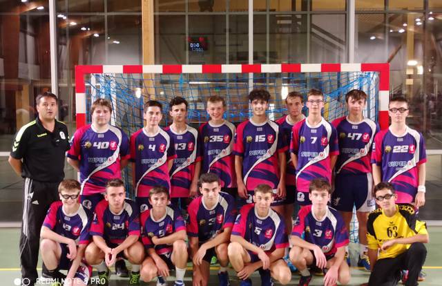 HBAL CLISSON - 19 ANS GARS is a handball team. They are using SportEasy, the best web and mobile app to manage any sports team (football, soccer, rugby, basketball, baseball, hockey, volleyball...). Coaches and managers can organize the games and practices or send group messages to their players. Players have convenient access to their schedule or statistics. SportEasy is free and available online and there’s an app for iPhone and Android.