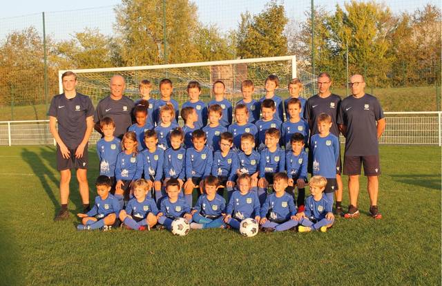 U8 is a football team. They are using SportEasy, the best web and mobile app to manage any sports team (football, soccer, rugby, basketball, baseball, hockey, volleyball...). Coaches and managers can organize the games and practices or send group messages to their players. Players have convenient access to their schedule or statistics. SportEasy is free and available online and there’s an app for iPhone and Android.