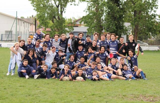U19 - BROZERS is a rugby team. They are using SportEasy, the best web and mobile app to manage any sports team (football, soccer, rugby, basketball, baseball, hockey, volleyball...). Coaches and managers can organize the games and practices or send group messages to their players. Players have convenient access to their schedule or statistics. SportEasy is free and available online and there’s an app for iPhone and Android.