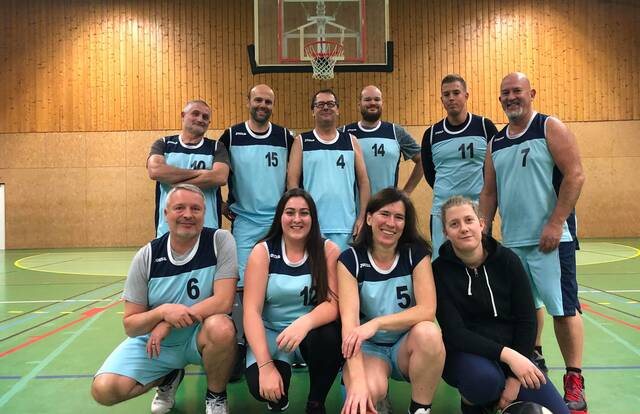 Loisirs L'Huisserie is a basket team. They are using SportEasy, the best web and mobile app to manage any sports team (football, soccer, rugby, basketball, baseball, hockey, volleyball...). Coaches and managers can organize the games and practices or send group messages to their players. Players have convenient access to their schedule or statistics. SportEasy is free and available online and there’s an app for iPhone and Android.