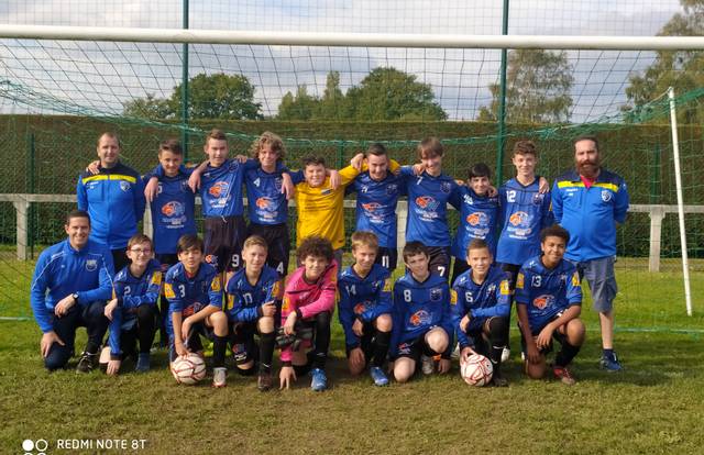 U14/U15 masculins is a football team. They are using SportEasy, the best web and mobile app to manage any sports team (football, soccer, rugby, basketball, baseball, hockey, volleyball...). Coaches and managers can organize the games and practices or send group messages to their players. Players have convenient access to their schedule or statistics. SportEasy is free and available online and there’s an app for iPhone and Android.