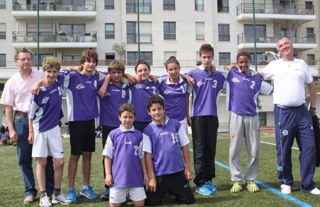 gif hbc is a handball team. They are using SportEasy, the best web and mobile app to manage any sports team (football, soccer, rugby, basketball, baseball, hockey, volleyball...). Coaches and managers can organize the games and practices or send group messages to their players. Players have convenient access to their schedule or statistics. SportEasy is free and available online and there’s an app for iPhone and Android.
