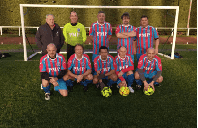 Lardy is a football team. They are using SportEasy, the best web and mobile app to manage any sports team (football, soccer, rugby, basketball, baseball, hockey, volleyball...). Coaches and managers can organize the games and practices or send group messages to their players. Players have convenient access to their schedule or statistics. SportEasy is free and available online and there’s an app for iPhone and Android.