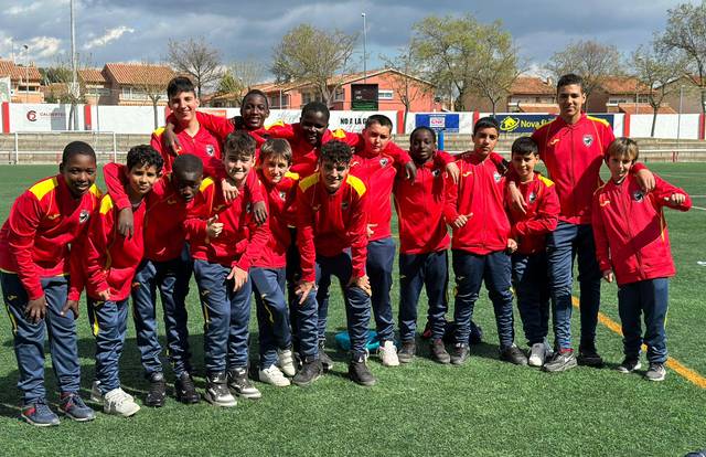 UD TIBIDABO DE TORREROMEU is a football team. They are using SportEasy, the best web and mobile app to manage any sports team (football, soccer, rugby, basketball, baseball, hockey, volleyball...). Coaches and managers can organize the games and practices or send group messages to their players. Players have convenient access to their schedule or statistics. SportEasy is free and available online and there’s an app for iPhone and Android.
