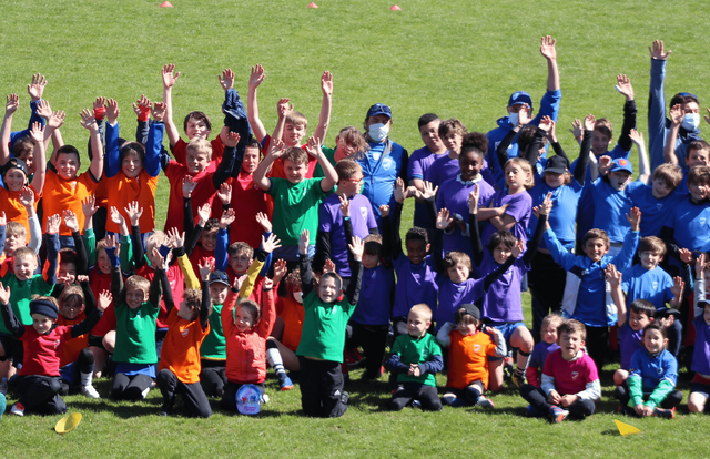 POLE JEUNES - U14 / U15F is a rugby team. They are using SportEasy, the best web and mobile app to manage any sports team (football, soccer, rugby, basketball, baseball, hockey, volleyball...). Coaches and managers can organize the games and practices or send group messages to their players. Players have convenient access to their schedule or statistics. SportEasy is free and available online and there’s an app for iPhone and Android.