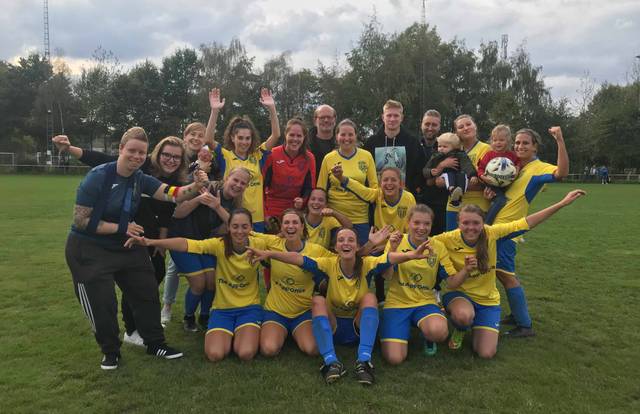 Bokrijk Sport Dames B is a football team. They are using SportEasy, the best web and mobile app to manage any sports team (football, soccer, rugby, basketball, baseball, hockey, volleyball...). Coaches and managers can organize the games and practices or send group messages to their players. Players have convenient access to their schedule or statistics. SportEasy is free and available online and there’s an app for iPhone and Android.