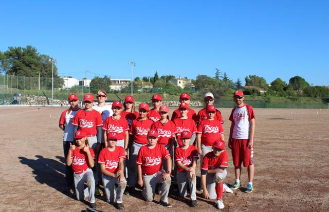 Phénix Baseball 15U is a baseball team. They are using SportEasy, the best web and mobile app to manage any sports team (football, soccer, rugby, basketball, baseball, hockey, volleyball...). Coaches and managers can organize the games and practices or send group messages to their players. Players have convenient access to their schedule or statistics. SportEasy is free and available online and there’s an app for iPhone and Android.