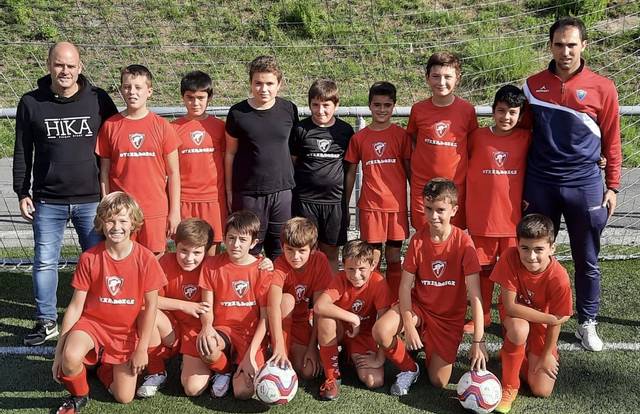 Otxarkoaga Ugarte is a football team. They are using SportEasy, the best web and mobile app to manage any sports team (football, soccer, rugby, basketball, baseball, hockey, volleyball...). Coaches and managers can organize the games and practices or send group messages to their players. Players have convenient access to their schedule or statistics. SportEasy is free and available online and there’s an app for iPhone and Android.