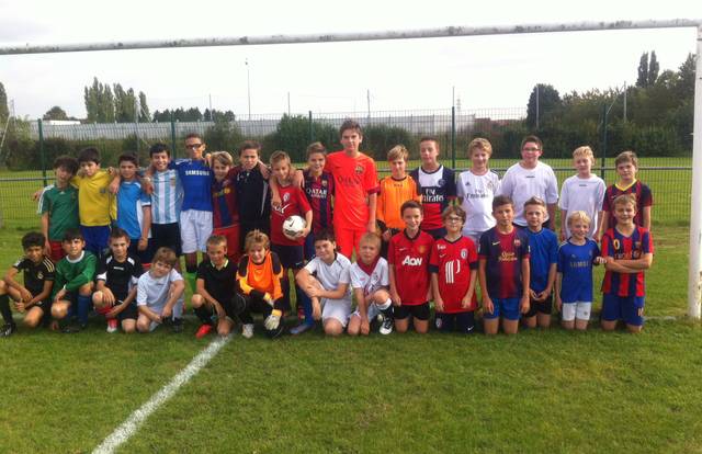 U12/U13 Anzin-Maroeuil S.C. is a football team. They are using SportEasy, the best web and mobile app to manage any sports team (football, soccer, rugby, basketball, baseball, hockey, volleyball...). Coaches and managers can organize the games and practices or send group messages to their players. Players have convenient access to their schedule or statistics. SportEasy is free and available online and there’s an app for iPhone and Android.