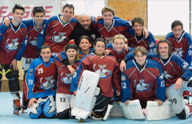 U20 is a roller_hockey team. They are using SportEasy, the best web and mobile app to manage any sports team (football, soccer, rugby, basketball, baseball, hockey, volleyball...). Coaches and managers can organize the games and practices or send group messages to their players. Players have convenient access to their schedule or statistics. SportEasy is free and available online and there’s an app for iPhone and Android.
