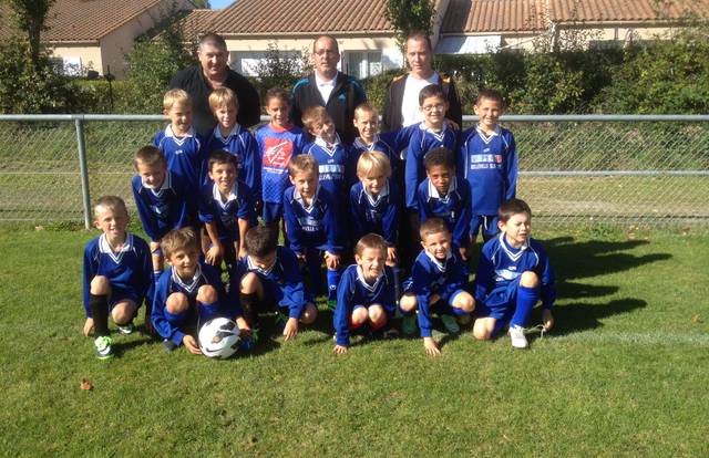 ES Belleville Foot U9 is a football team. They are using SportEasy, the best web and mobile app to manage any sports team (football, soccer, rugby, basketball, baseball, hockey, volleyball...). Coaches and managers can organize the games and practices or send group messages to their players. Players have convenient access to their schedule or statistics. SportEasy is free and available online and there’s an app for iPhone and Android.